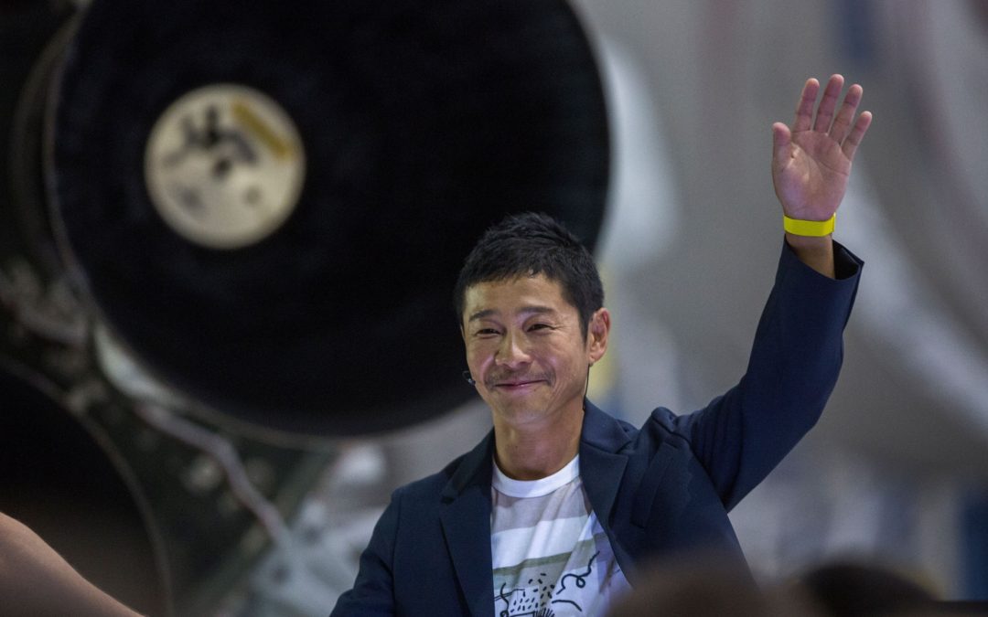 Japanese Billionaire Will Fly Around The Moon