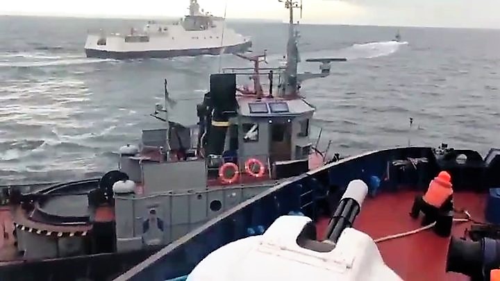 Trump Refuses To Blame Putin After 3 Ukrainian Naval Vessels Are Seized – NATO Condemns Russia