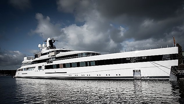 Redskins Owner Has New Yacht – Built Around 12-Seat IMAX Theater