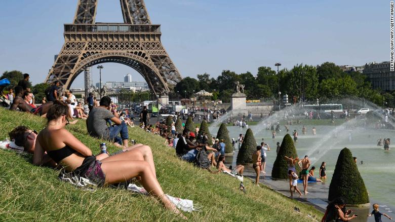 Historic Heat Wave As Paris Hits 109 Degrees – Record Highs In Arctic Dramatically Speed Up Ice Melt