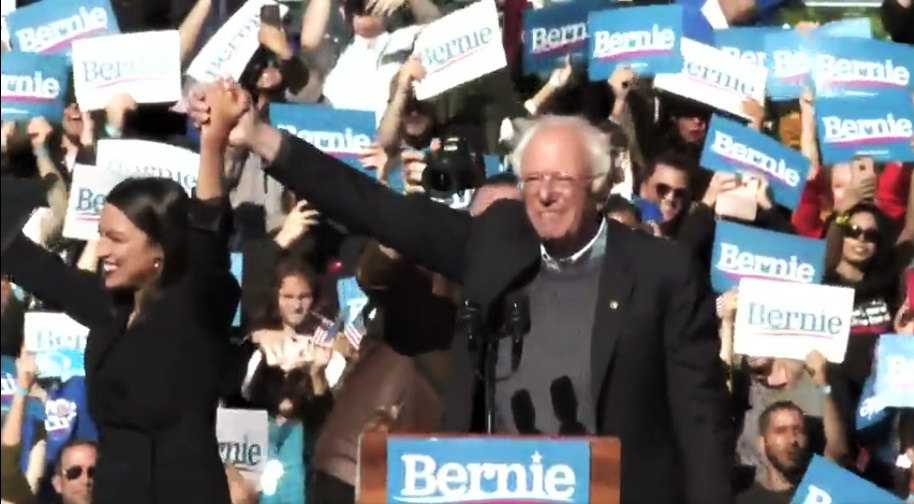 SANDERS Takes Lead In IOWA For First Time – 3 Weeks To Go Until Kick-Off Caucus