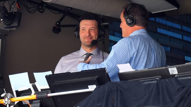 Tony Romo Is The $17 MILLION Dollar Man – CBS Makes Him Highest Paid NFL Analyst In History