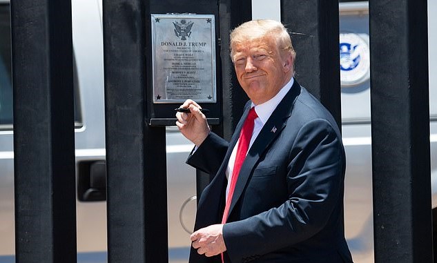 Trump SIGNS Border Wall & Takes Credit For ‘200 New Miles’ – In Reality, It’s More Like 3 Miles