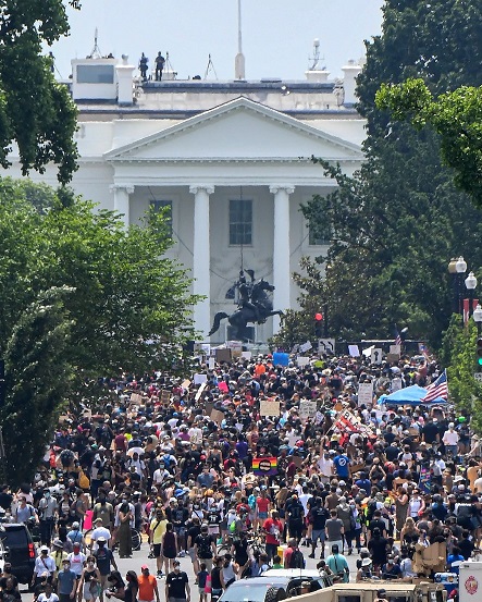 Tens Of Thousands Protest Outside White House – George Floyd Events Around The World