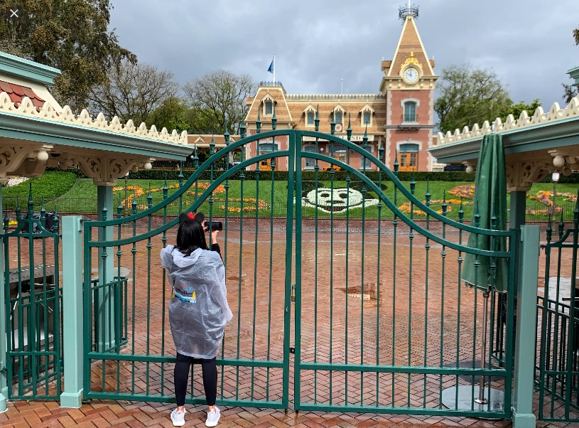 Unhappiest Place On Earth – Disneyland Reopening DELAYED As California’s Coronavirus Cases Rise