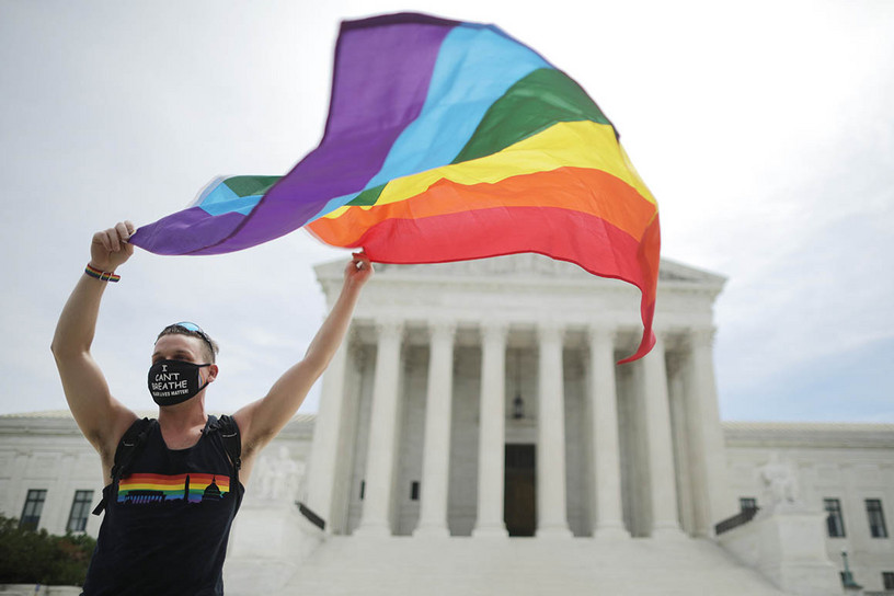 LANDMARK DECISION: Supreme Court Rules Civil Rights Law PROTECTS LGBT Workers