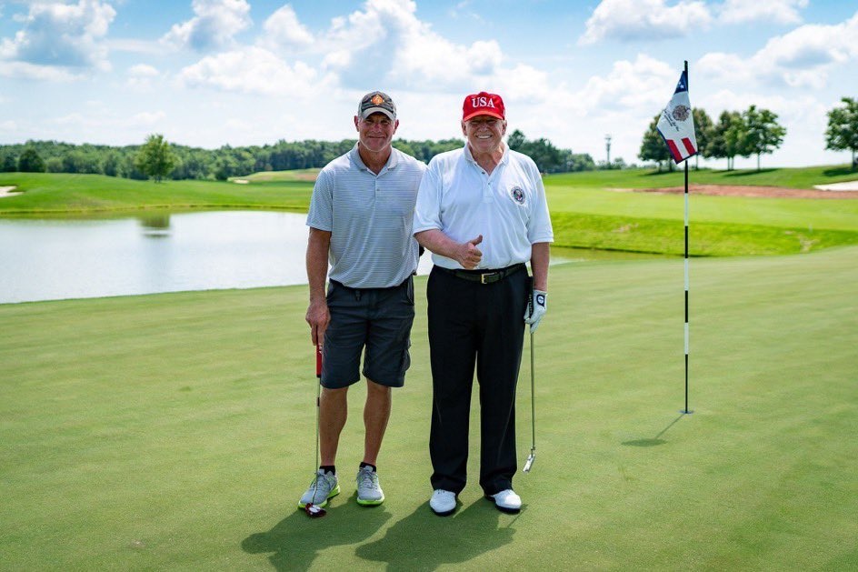 Another Day Of Golf For Trump – This Time With Former NFL Quarterback Brett Favre