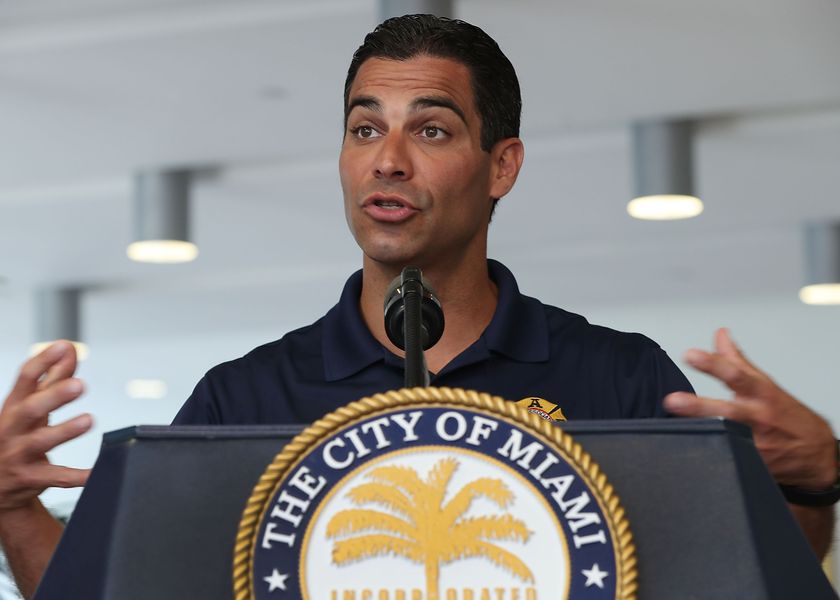 Miami Mayor Pushes Cryptocurrency With Offer to Pay Workers in Bitcoin