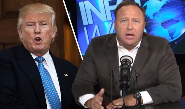 Conspiracy Theorist Alex Jones Flips On Trump – Calls Him A ‘Dumbass’